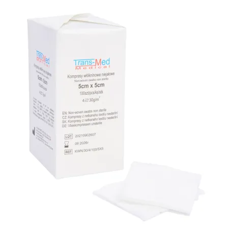 Kompresy włókninowe niejałowe 5x5cm 100 szt. / G0118 / Trans-Med Medical